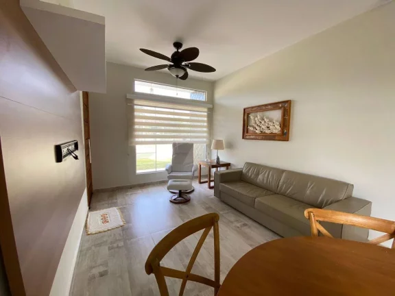 Imagem CASA COM PISCINA, 3 QUARTOS SENDO 1 SUÍTE, BAL MARILUZ