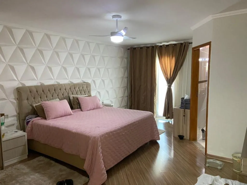 Imagem Sobrado de luxo com 4 quartos, 2 suítes e 4 vagas na Vila Alpina - Santo André-SP: Oportunidade única!
