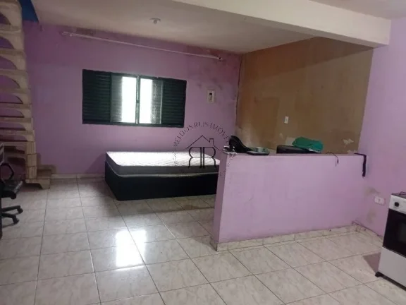 Imagem Localizada na vibrante cidade de São Paulo, esta casa no bairro Jardim Sapopemba é uma excelente o...