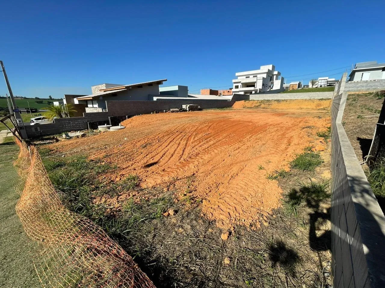 Foto do imóvel Terreno em Condomínio à Venda em Salto de Pirapora-SP, Residencial Fazenda Alta Vista, 1.000m² de Área em Residencial Fazenda Alta Vista, SALTO DE PIRAPORA - SP