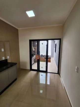 Imagem Casa com 3 dormitórios à venda, 115 m² por R$ 620.000,00 - Monreale - Bragança Paulista/SP
