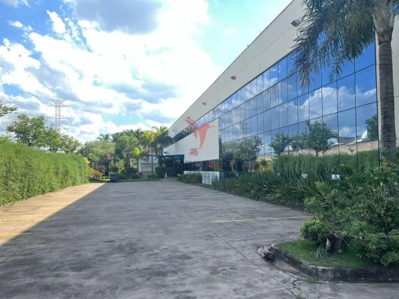 Imagem Vendo excelente Prédio COMERCIAL/INDUSTRIAL em condomínio fechado com total segurança 24 h