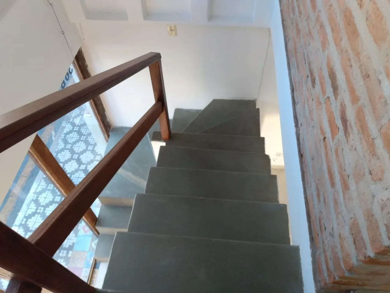 Imagem Comercial para Locação 60M², Centro, Pindamonhangaba - SP | SALA COMERCIAL - CELESTE COZZI