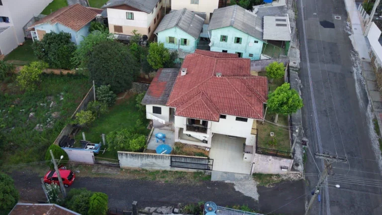 Imagem Casa para Venda em Concórdia, Das Nações, 3 dormitórios, 1 suíte, 2 banheiros