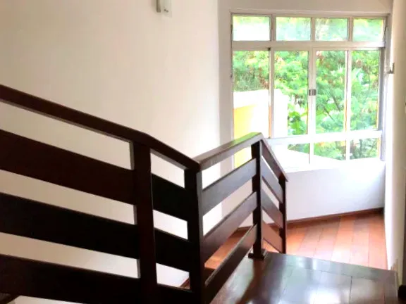 Imagem Sobrado com 3 Quartos à Venda, 345 m² em Jardim Peri Peri - São Paulo