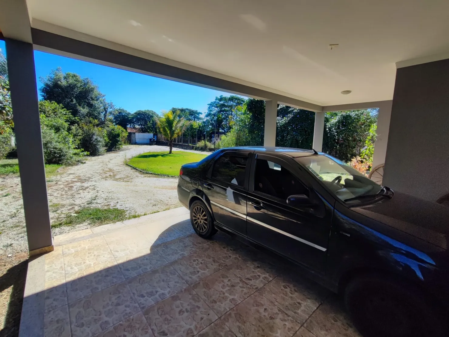 Imagem Casa à venda 3 Quartos, 1 Suite, 4 Vagas, 2105M², Parque Lago Azul, Pindamonhangaba - SP