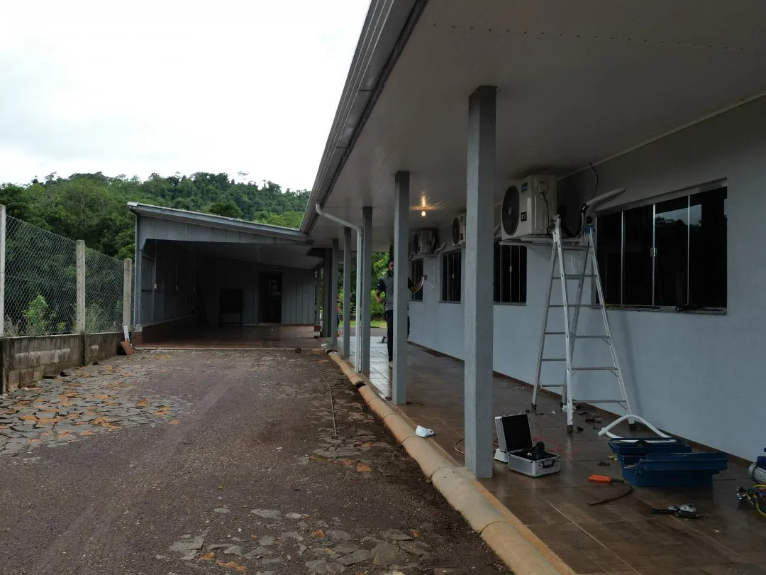 Imagem Casa mobiliada frente para água com churrasqueira e pomar em Boa Vista da Aparecida