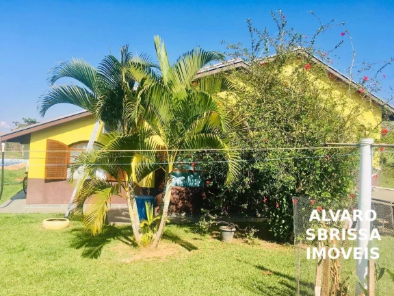 Imagem Belissima Chácara com poço artesiano, 3 dormitórios à venda, 2800 m² por R$ 1.250.000 - Chácara Maracajás - Salto/SP