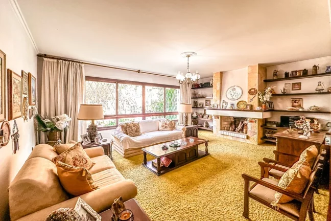 Imagem Casa para venda no bairro Bela Vista em Porto Alegre