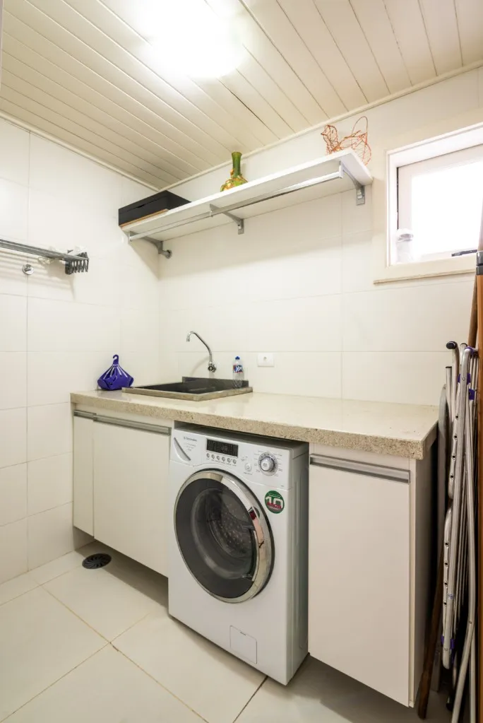 Imagem Luxuosa casa em condomínio à venda em Campos do Jordão-SP, Jardim Andirá: 4 quartos, 2 suítes, 4 banheiros, 3 vagas, 400m²!