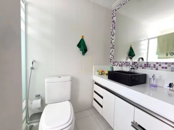 Imagem Apartamento de Luxo à Venda em Salvador-BA, Patamares 4 Quartos, 3 Suítes, Nascente, Vista Mar Construção Janeiro 2012 195m² 3 Vagas