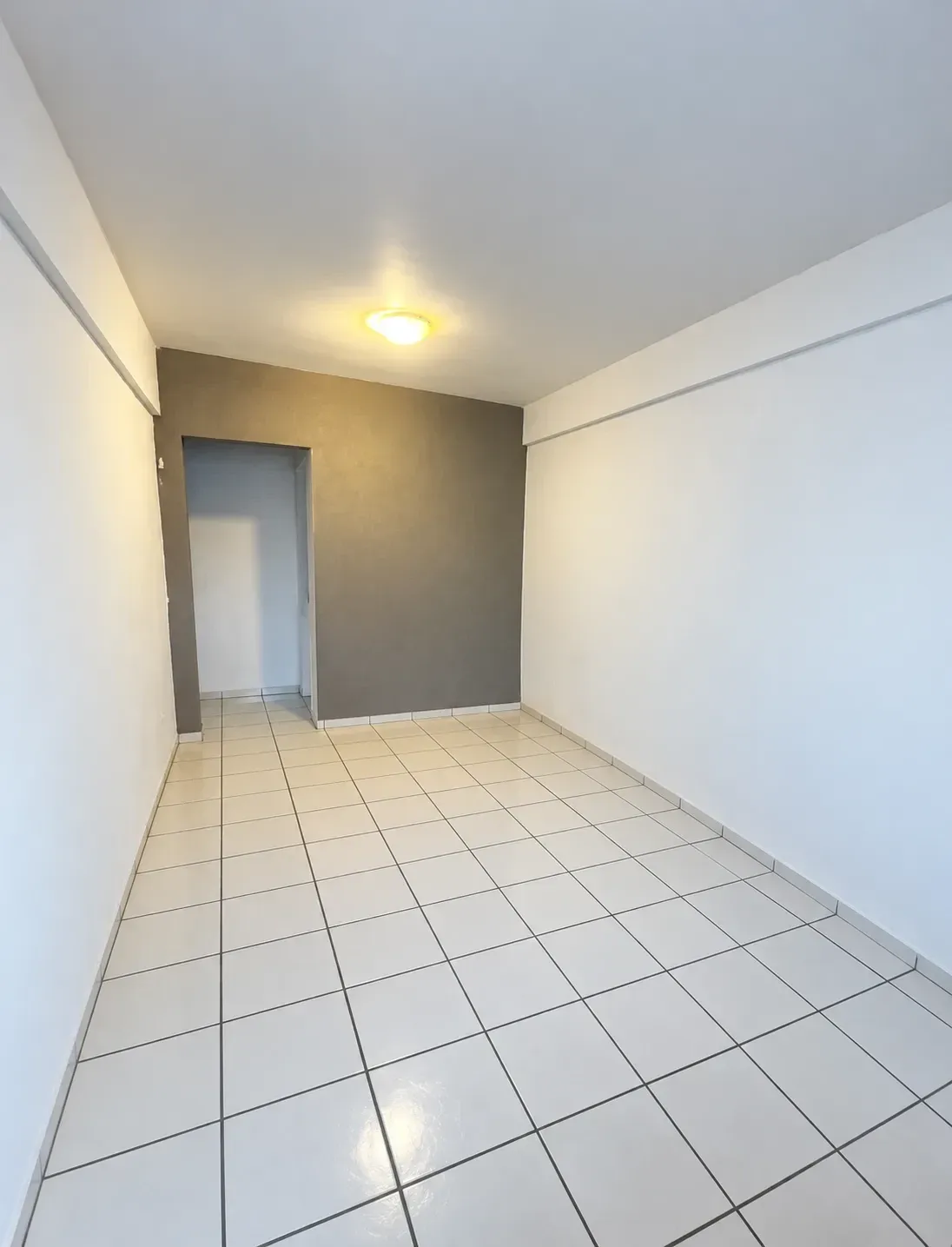 Imagem Apartamento com 1 Quarto à Venda, Locação ou Temporada, 40 m² em Centro - Florianópolis