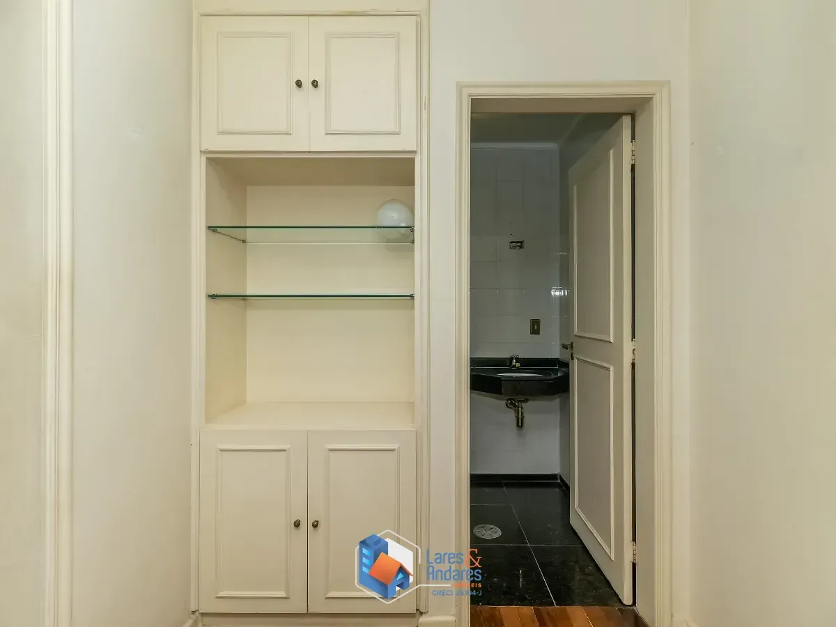 Imagem Apartamento para venda em Pinheiros com 3 quartos, sendo 1 suíte, 170m²