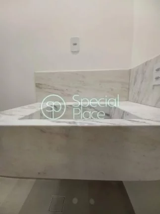 Imagem Casa totalmente reformada e redesenhada, em uma das melhores ruas da Vila Nova Conceição. Possui t...