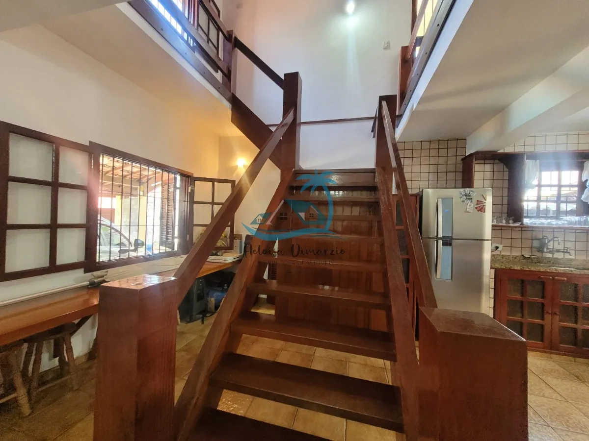 Imagem Casa com 3 dormitórios e piscina a venda em Ubatuba no bairro do Itaguá.