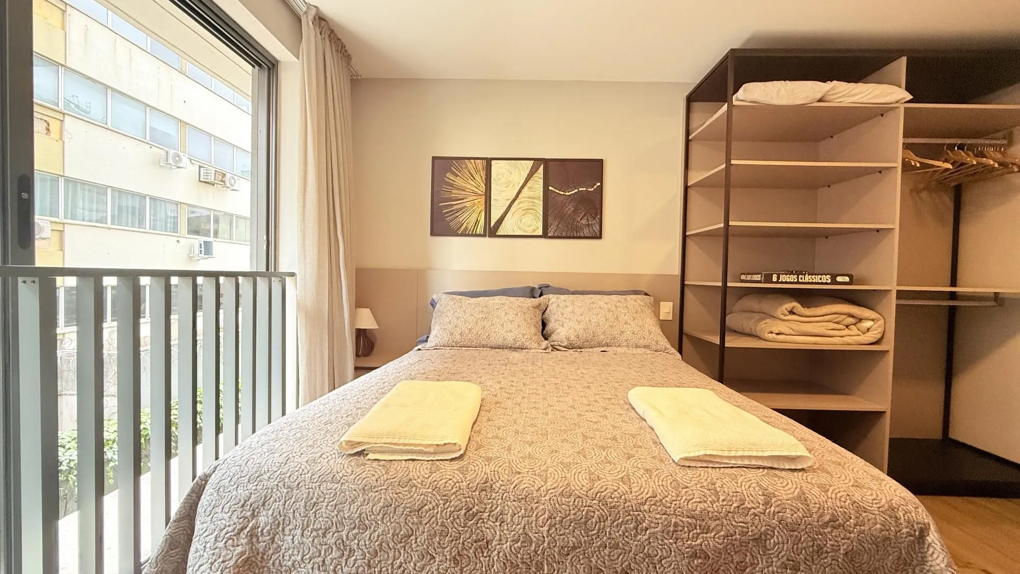 Imagem Excelente Apartamento à venda - R$588.800,00 - Bairro Auxiliadora / Porto Alegre -