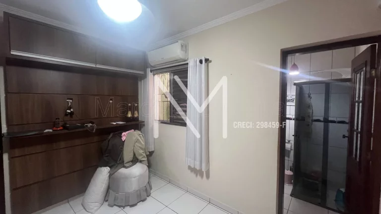 Imagem Casa à Venda 4 Quartos 1 Suíte 225m² - Bairro Monte Castelo