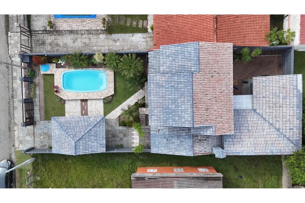 Imagem Casa à venda em Xangri-Lá, Centro, com 5 quartos, 224,44m2