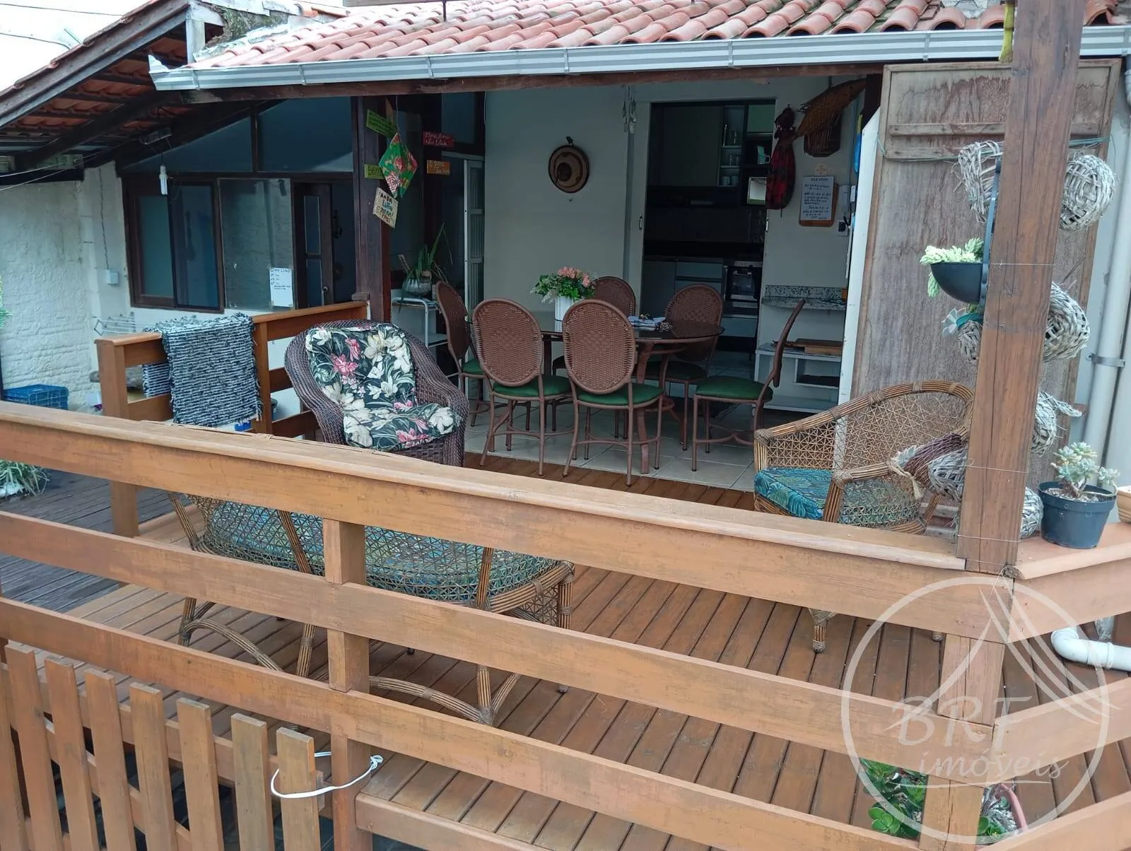 Imagem Excelente Casa 3 Dormitórios/Suíte c/ Piscina + Loft nos Ingleses