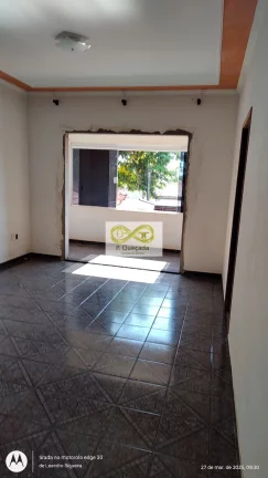 Imagem Magnífica Casa à Venda em Campinas-SP, Jardim São Gonçalo: 3 Quartos, 1 Suíte, 6 Vagas de Garagem, 230m² Área.