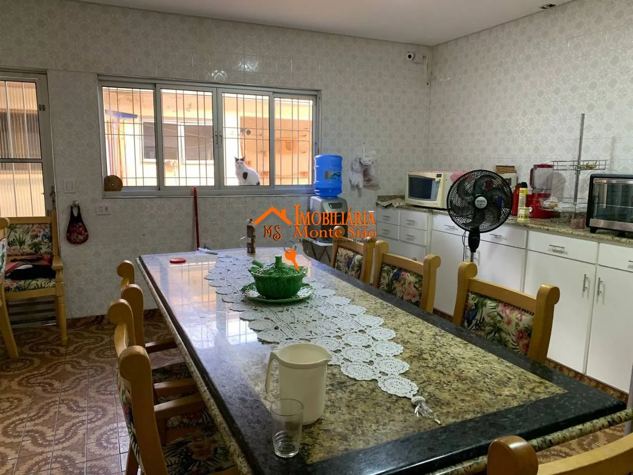 Imagem Casa 5 Dorms. c/ 2 Suítes + 5 Vagas | Excelente Localização