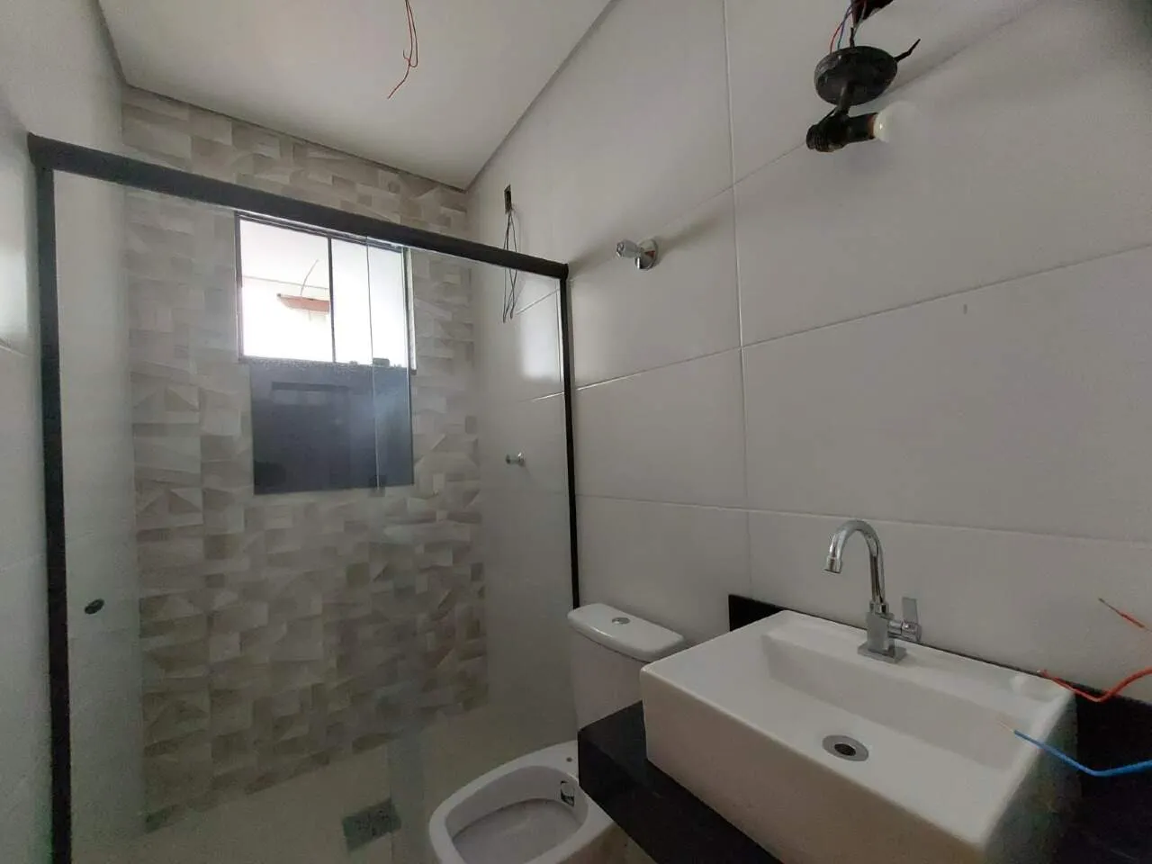 Imagem CASA PLANA+3QUARTOS+SUÍTE+CLOSET+ESPAÇO GOURMET+2VAGAS
