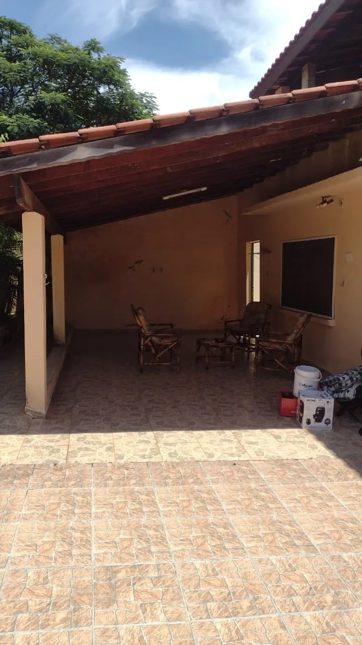 Imagem Chácara à venda em Araçoiaba da Serra-SP, bairro Aquarius: 3 quartos, 1 sala, 2 banheiros, 1 vaga de garagem, 343,08m².