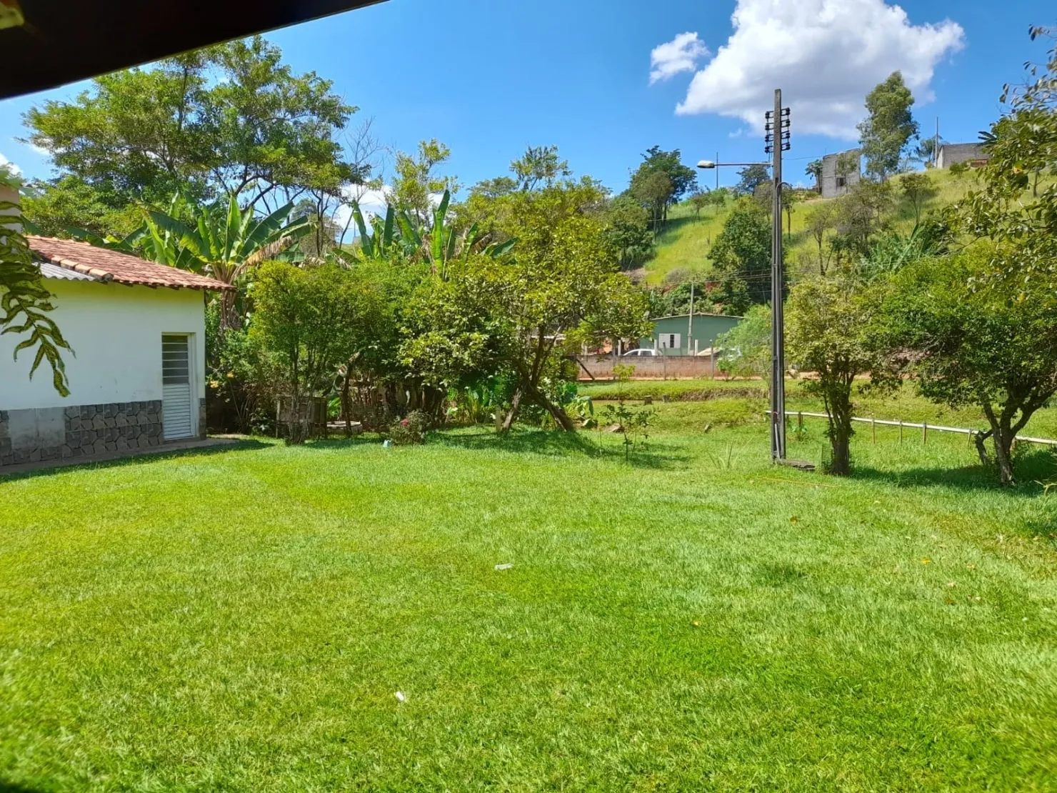 Imagem Chácara à venda 3 Quartos, 3 Suites, 20 Vagas, 8600M², Goiabal, Pindamonhangaba - SP