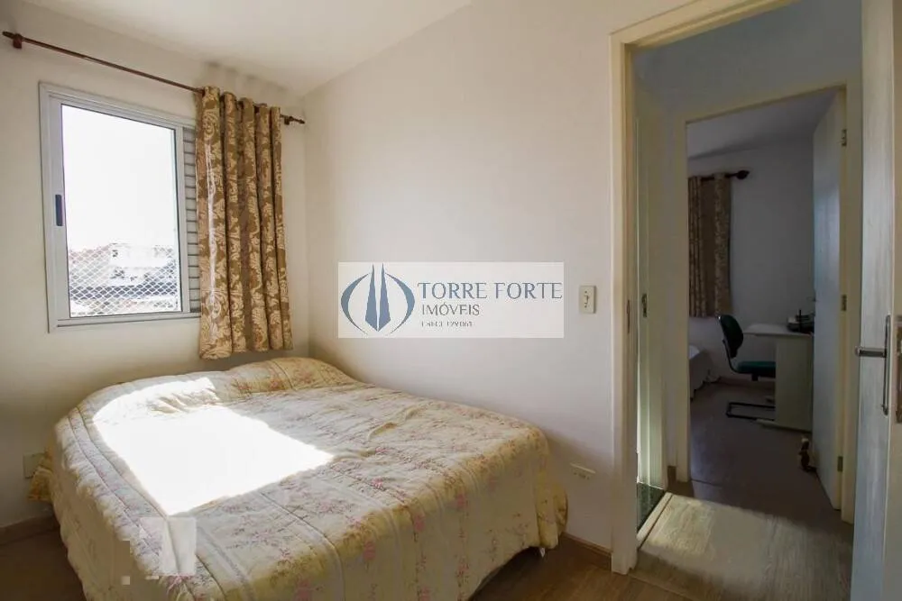 Imagem Apartamento com 2 dormitorios , varanda e 1 vaga em Itaquera .