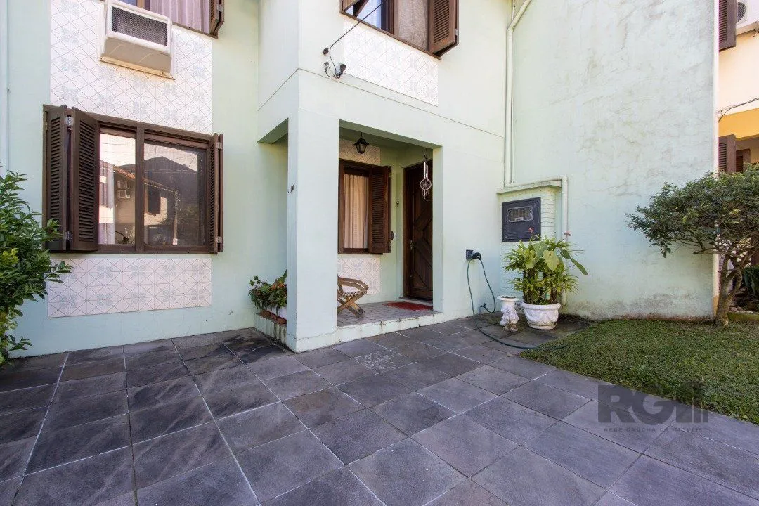 Imagem Casa de Condomínio em Hípica
