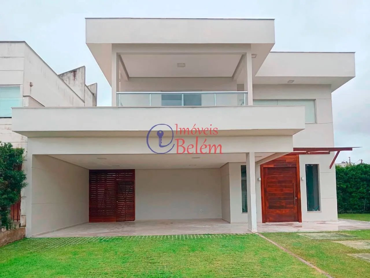 Imagem Mansão 3 Suítes com Piscina e Pé-Direito Duplo - Montenegro Boulevard