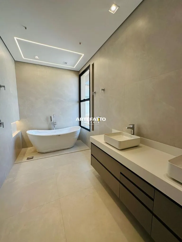 Imagem Casa à venda em Franca, Villa Piemonte II, com 4 quartos, 304m2