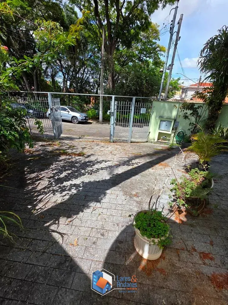 Imagem Casa para venda em Parque São Domingos com 3 quartos, sendo 3 suítes, 405m²