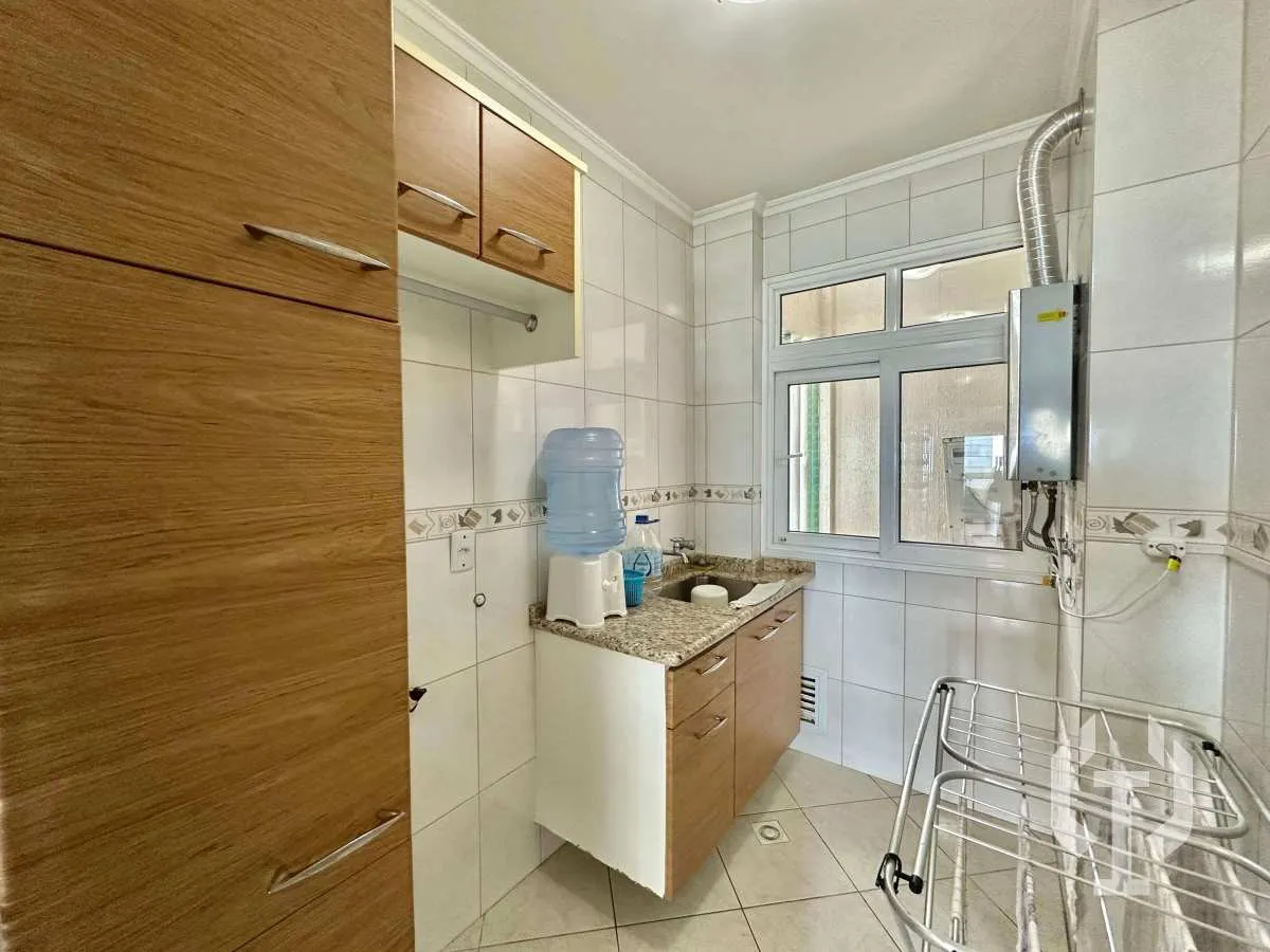 Imagem APARTAMENTO FRENTE MAR COM 03 DORMITÓRIOS PRONTO PARA MORAR - PÉ NA AREIA