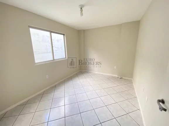 Imagem Apartamento com 2 dormitórios no Centro de Balneário Camboriú.