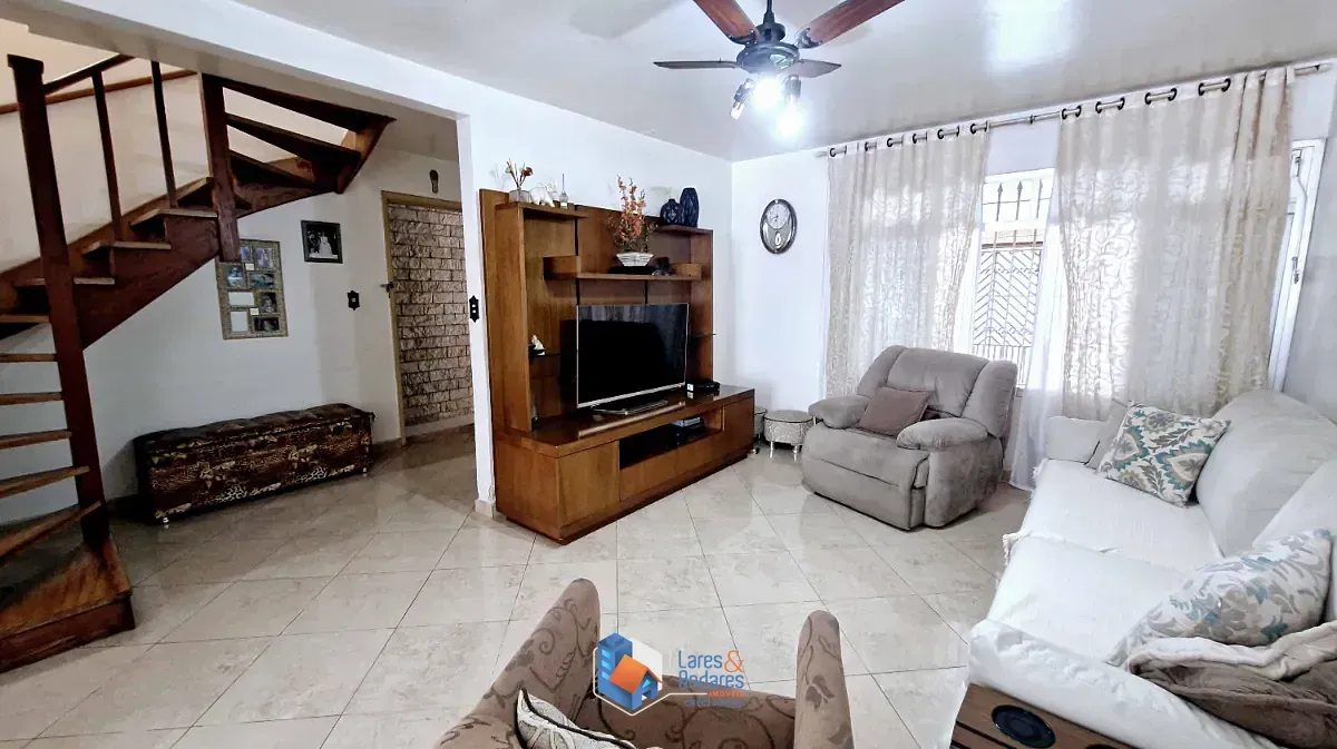 Imagem Sobrado para venda em Jardim Santo Amaro com 3 quartos, sendo 1 suíte, 147m²