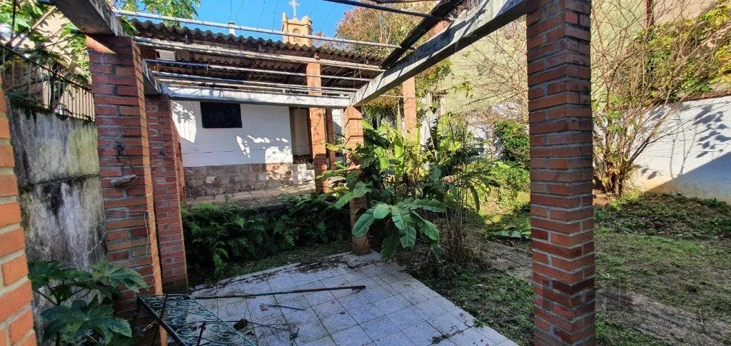 Imagem Casa no bairro Santo Antônio de 4 dormitórios com 370m²