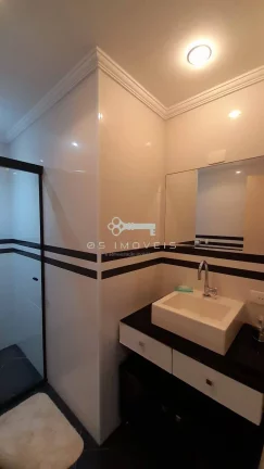 Imagem Apartamento à venda na Praia da Enseada com 4 dormitórios e 2 suítes