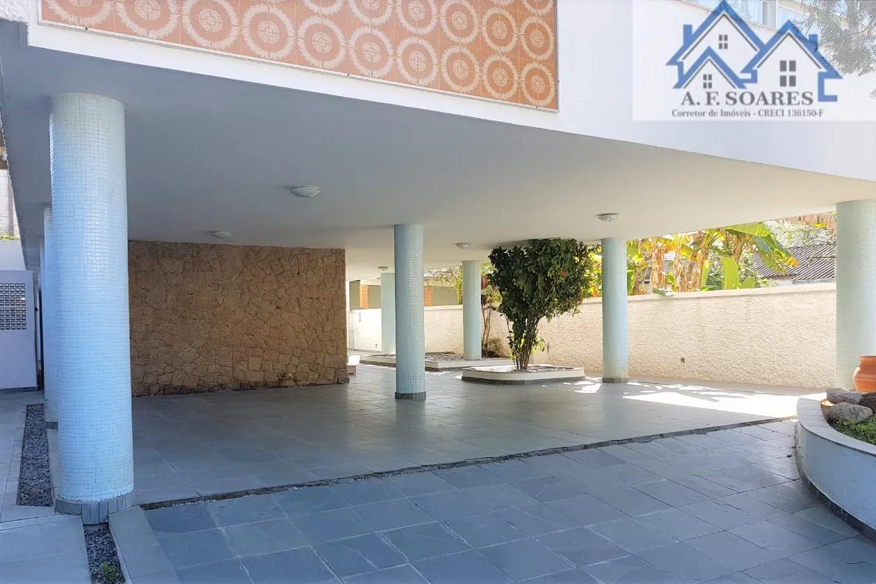 Imagem Vendo excelente casa com terreno ao lado na Vila Maia, próximo do Centro do Guarujá