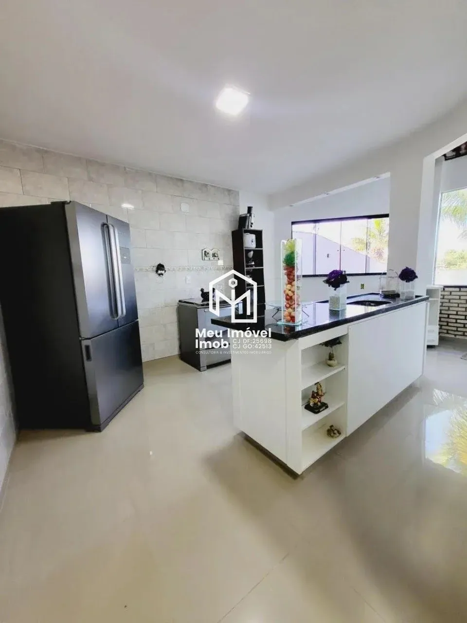 Imagem Casa 3 Quartos 1 Suíte 3 Vagas 250m² Arniqueira