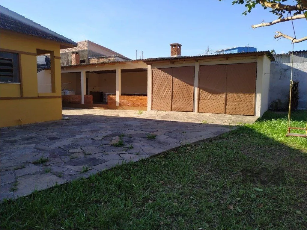 Imagem Casa térrea em ótimo estado.