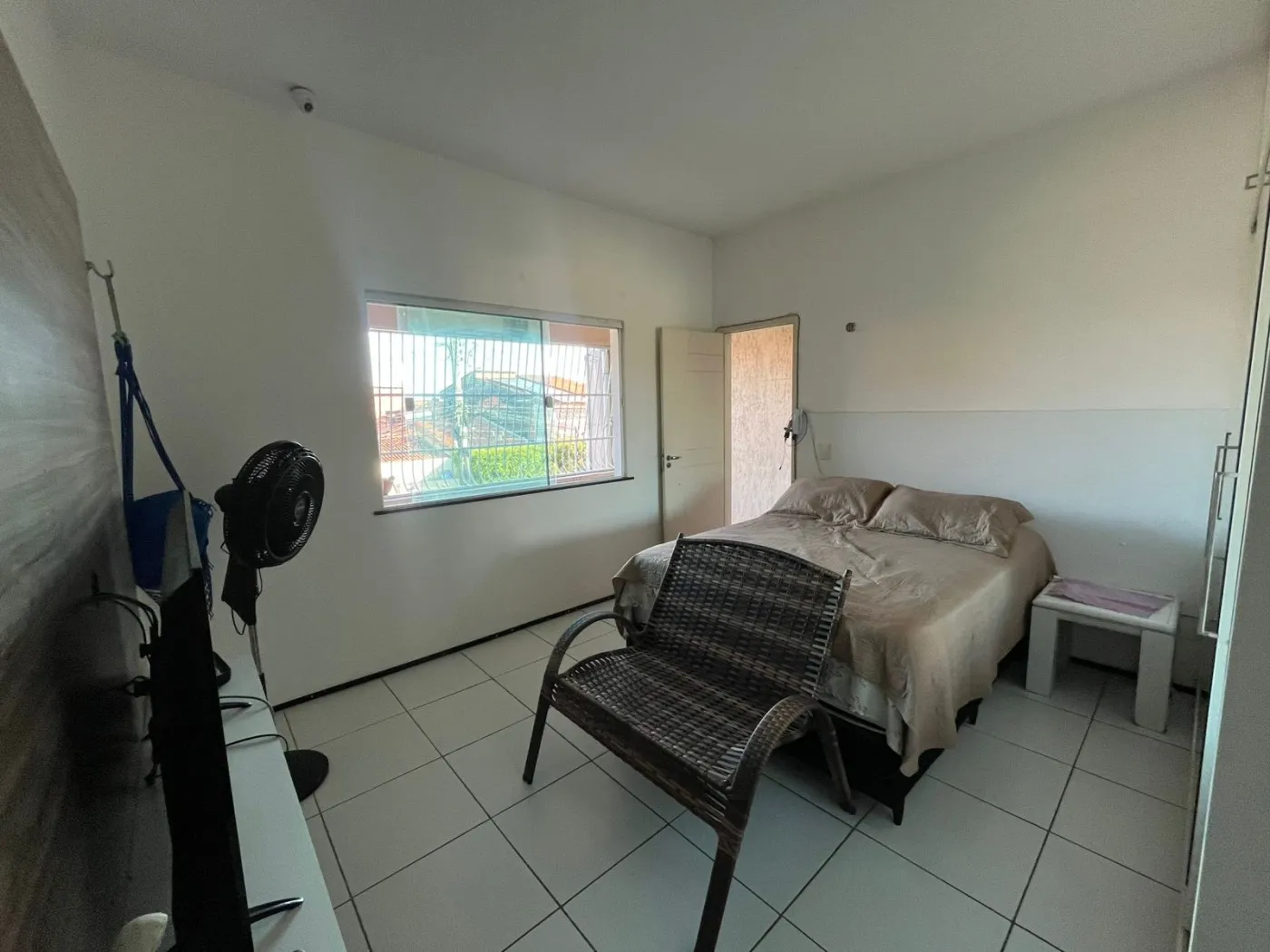Imagem Casa para Venda em Fortaleza, Antônio Bezerra, 3 dormitórios, 3 suítes, 4 banheiros, 3 vagas