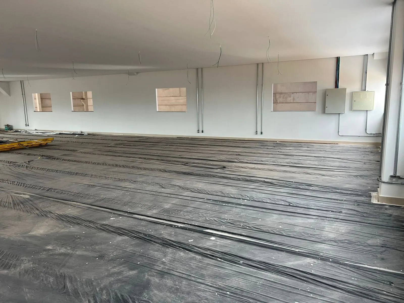 Imagem Galpão Empresarial de 2239,40m² Localizado em Iporanga - Sorocaba/SP!