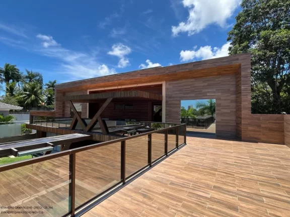 Imagem Casa de luxo em condomínio no Portão: 5 quartos, 5 suítes, 3 salas, 2 banheiros, 6 vagas, 1.500m² em Lauro de Freitas-BA