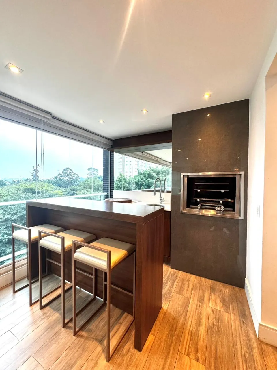 Imagem Apartamento para venda em Vila Anastácio com 2 quartos, sendo 2 suítes, 134m2