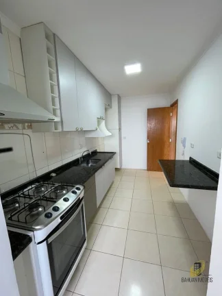 Imagem Apartamento à venda em Praia Grande-SP, Caiçara: 3 quartos, 1 suíte, 2 banheiros, 2 vagas, 176,47 m². Confira!