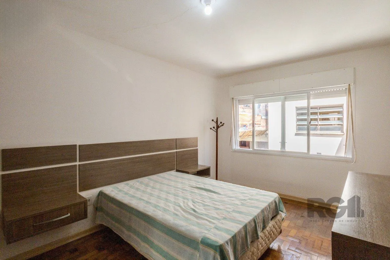 Imagem Apartamento de 3 quartos no bairro Cidade Baixa em Porto Alegre