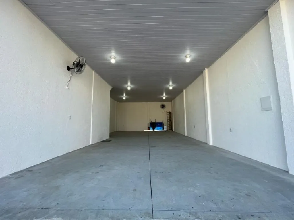 Imagem INDUSTRIAL COM 182,00 m² - TUPI - PRAIA GRANDE SP