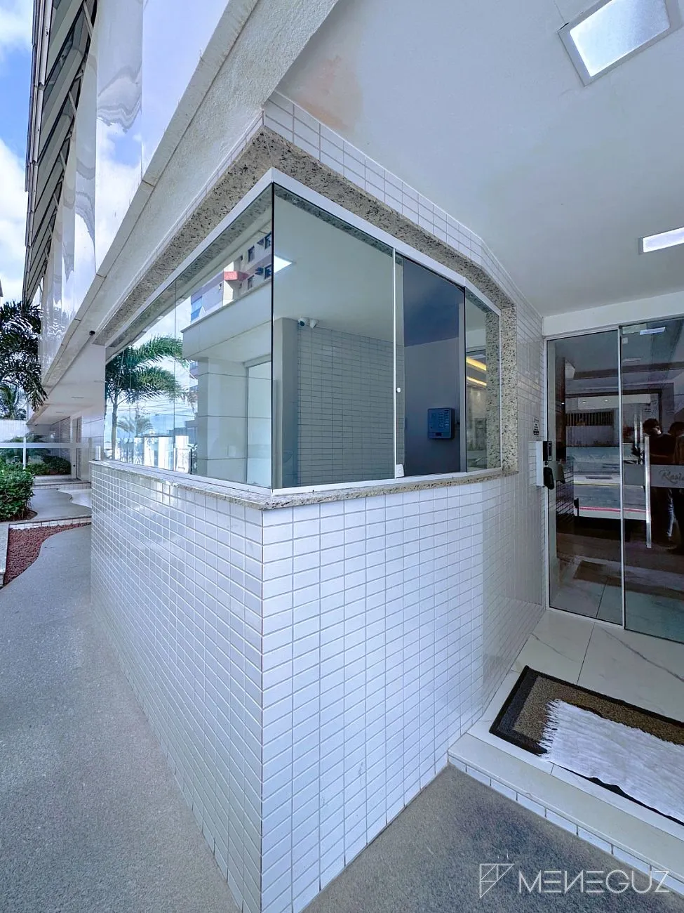 Imagem APARTAMENTO 3 QUARTOS A VENDA NA PRAIA DO MORRO, NA QUADRA DO MAR, COM LAZER E VISTA MAR