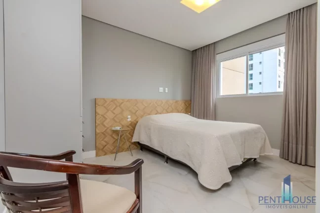 Imagem Apartamento Zona Central para Venda em Balneário Camboriú, CENTRO, 3 dormitórios, 3 suítes, 5 banheiros, 2 vagas